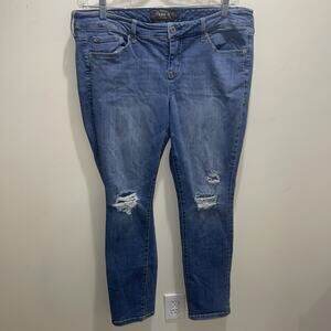 Torrid Skinny Premium Distressed Stretch Jeans Medium Wash Size 16R